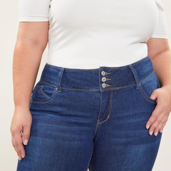 WannaBettaButt Plus size Women's  3 Button Up Sexy Jeans Dark Blue Plus 24 NWT! - Picture 9 of 10